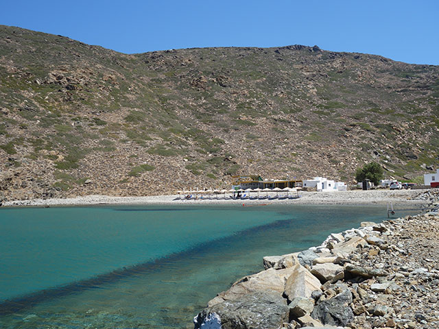 Plage de Vroulidia à Sifnos